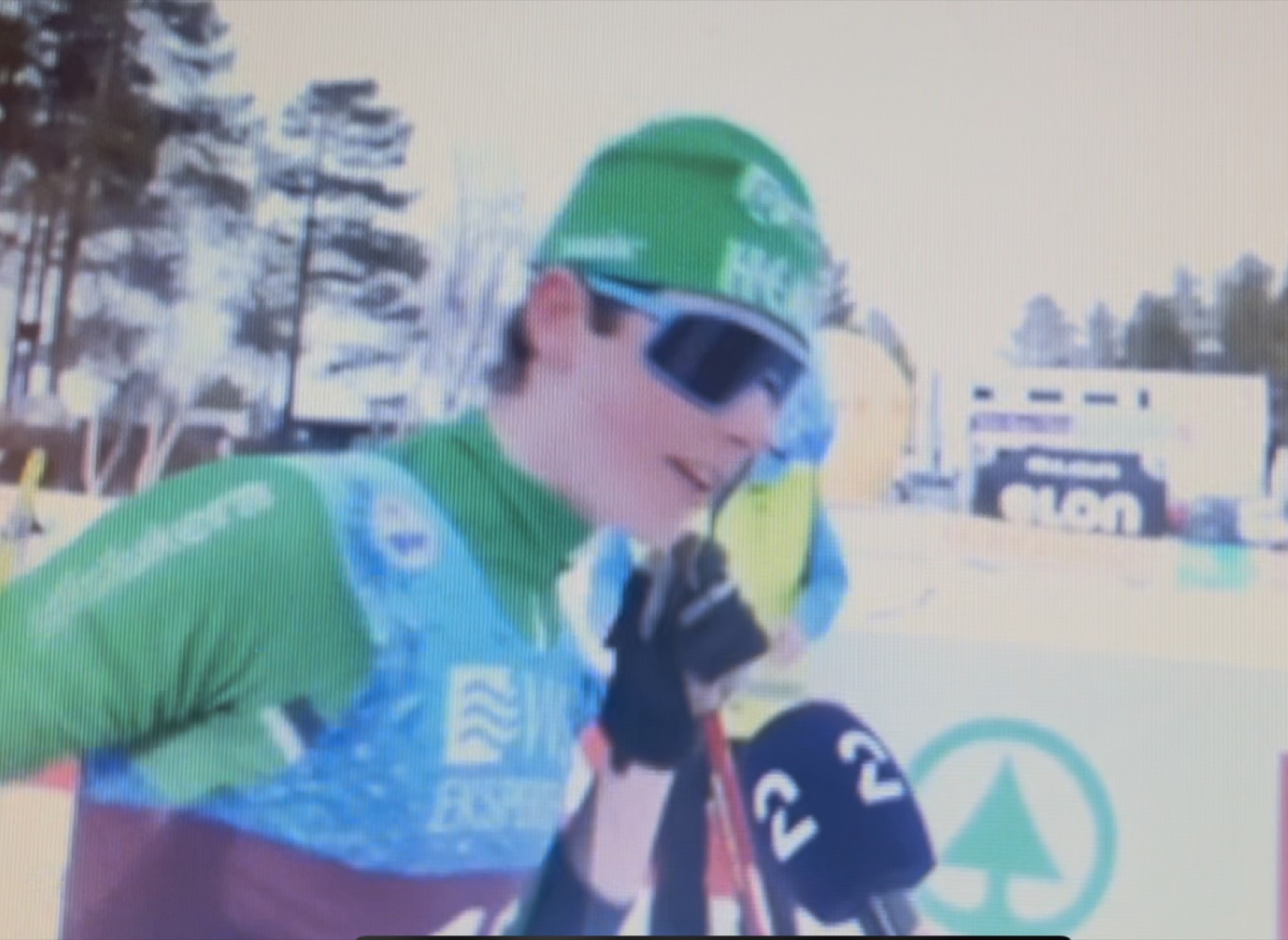 Erik Fey representing sponsors at competition